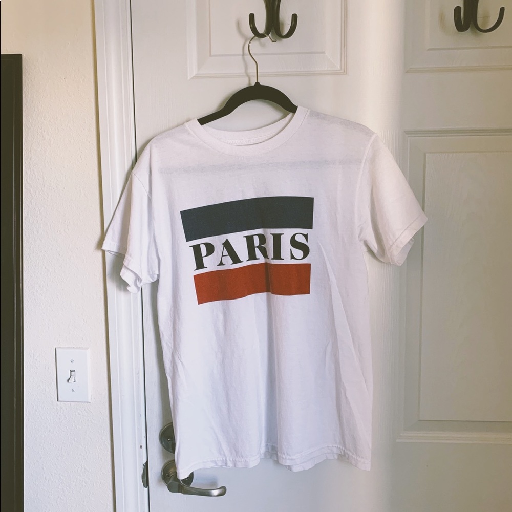 Paris Graphic Tee